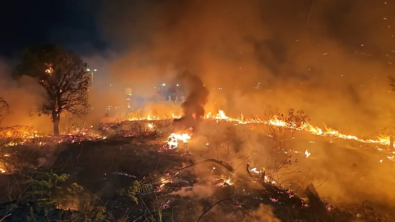 Alta dos incêndios reforça prevenção em Manaus