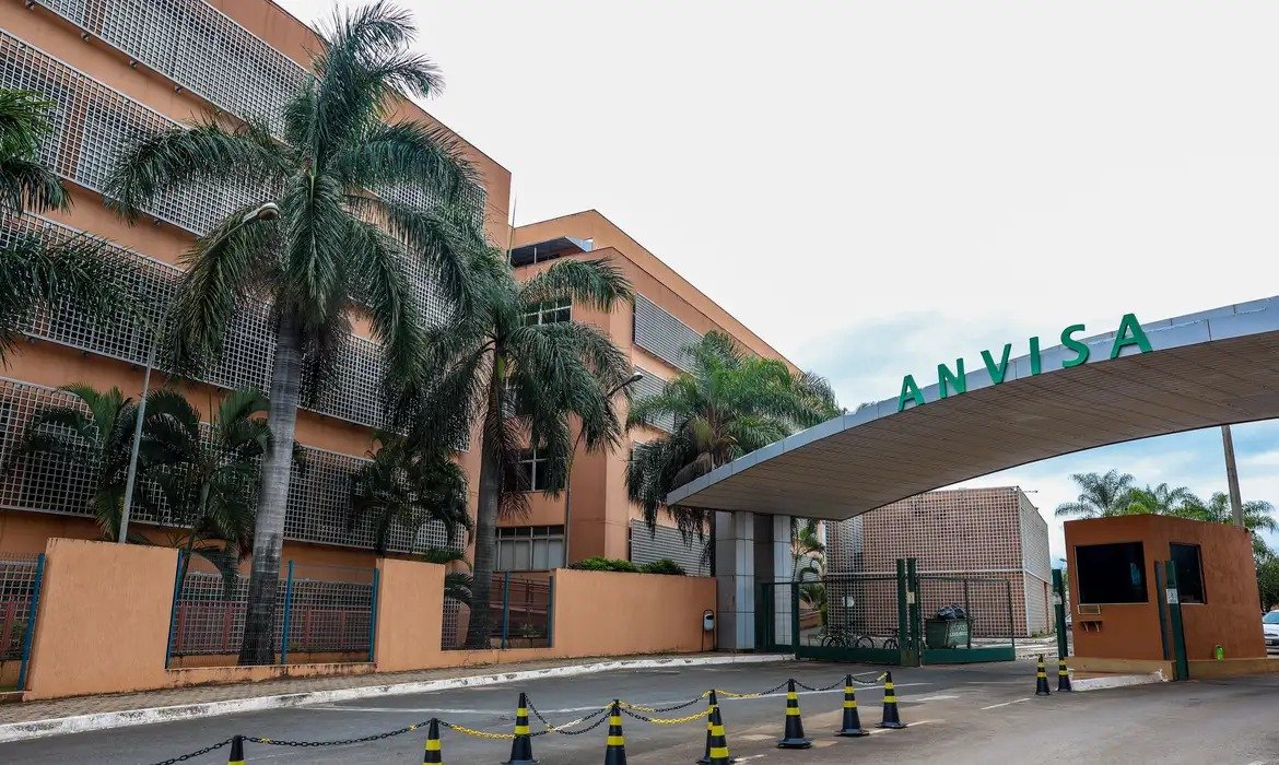 Anvisa combate produtos clandestinos para emagrecimento