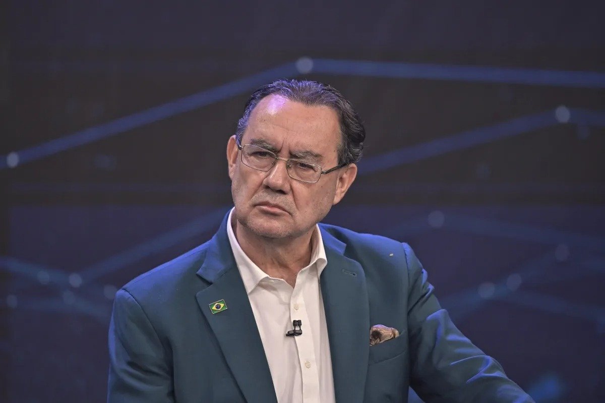Cury amplia presença no Instagram