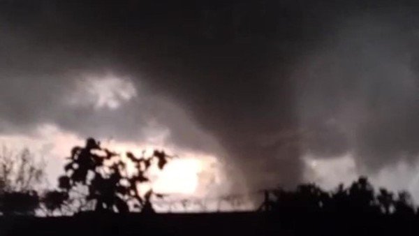 Tornado deixa quatro feridos no Rio Grande do Sul
