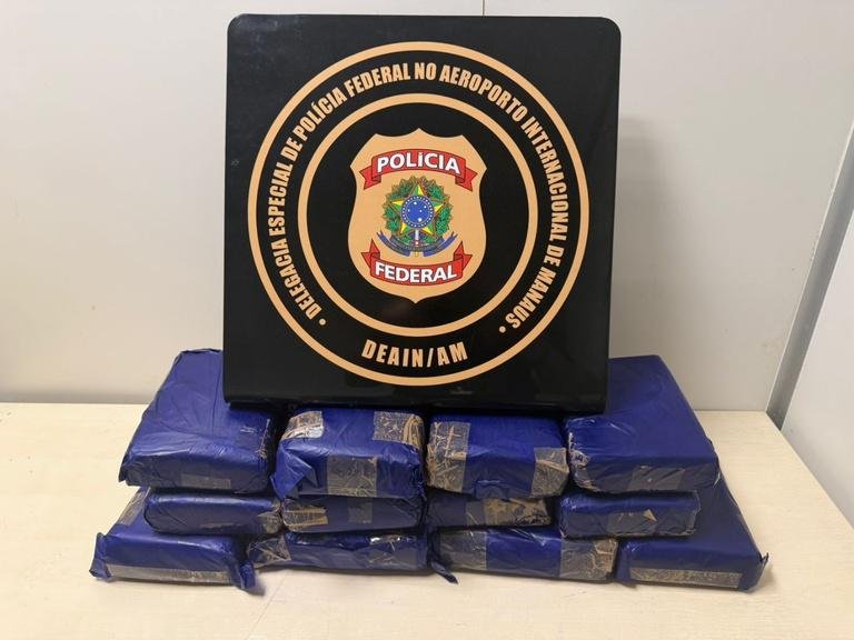 PF investiga origem de 12 kg de skunk apreendidos