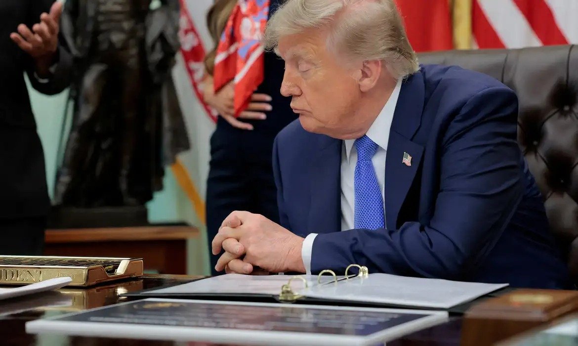 Eleição nos EUA: proposta de Trump oferece US$ 5 mil por adulto americano