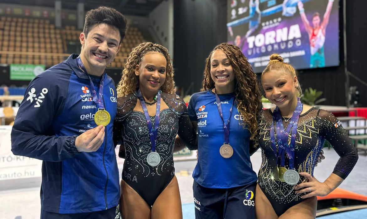 Flávia, Rebeca, Lorrane e Nory colocam Brasil no pódio
