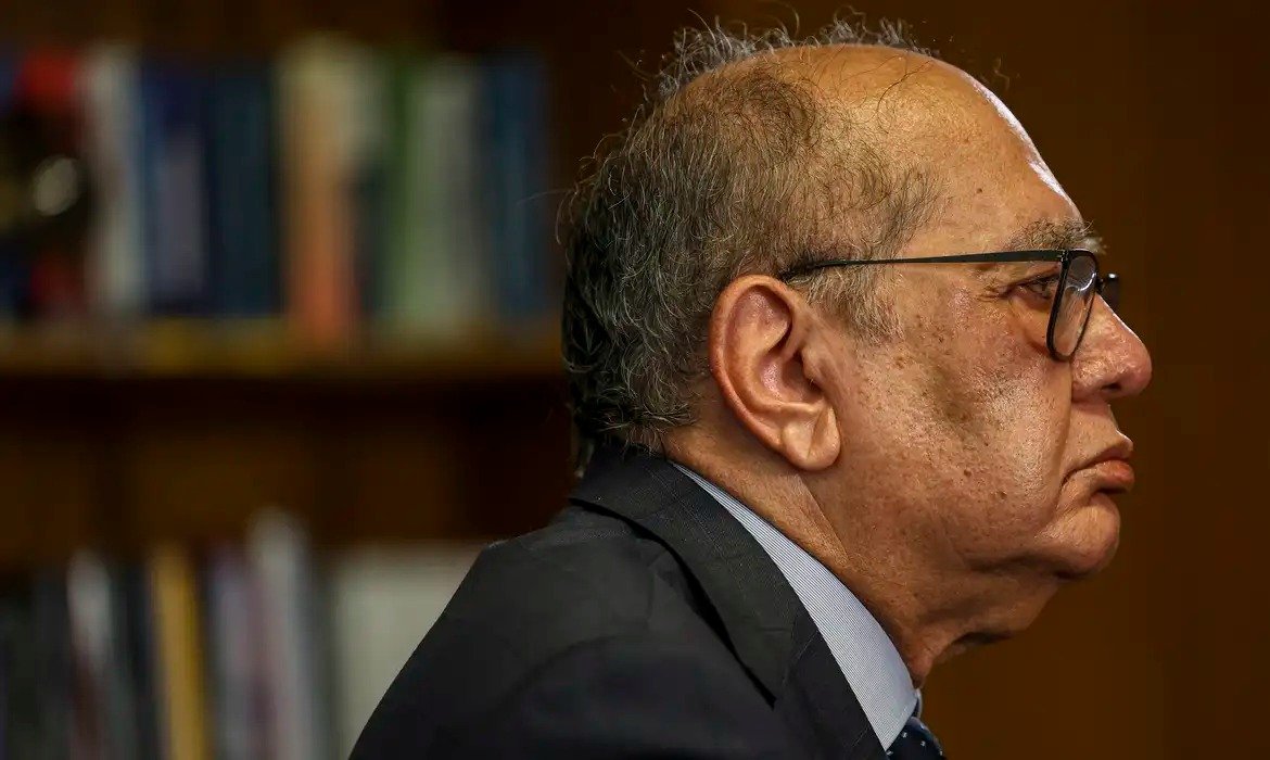 Gilmar Mendes pede apuração de possíveis desvios envolvendo magistrados e advogados
