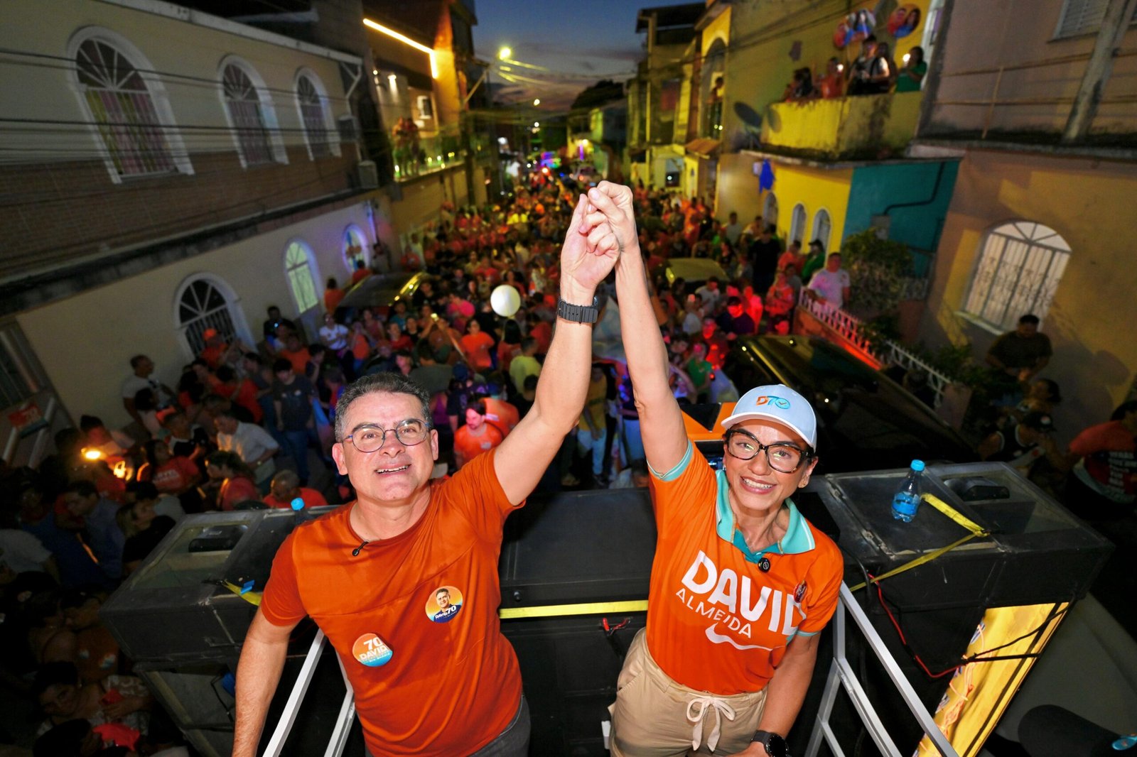 David Almeida apresenta propostas durante live no Amazonas